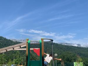 Petit cocon entre lac, golf et montagne proche d'Annecy - Séjour tout compris