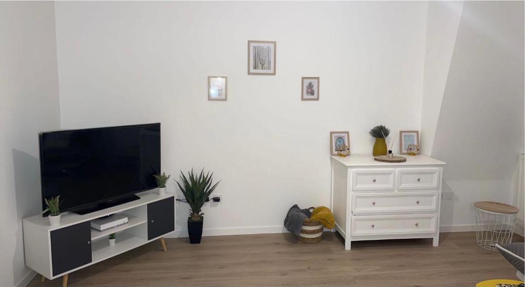 Appartement Petit cocon proche gare et commerces Batiment C Appt C303 16 Rue des Jardins 60500 Chantilly