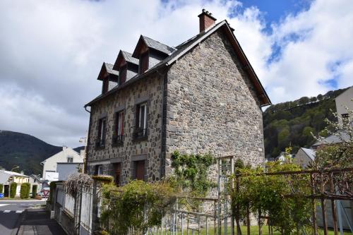 Petit duplex de charme sous les toits du Mont-Dore