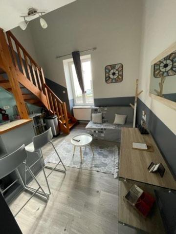 Appartement Petit duplex Lattre de Tassigny 15 Avenue du Maréchal de Lattre-de-Tassigny 87000 Limoges