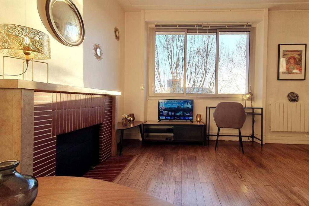 Petit F2 fonctionnel plein centre et proche gare 18000 Bourges