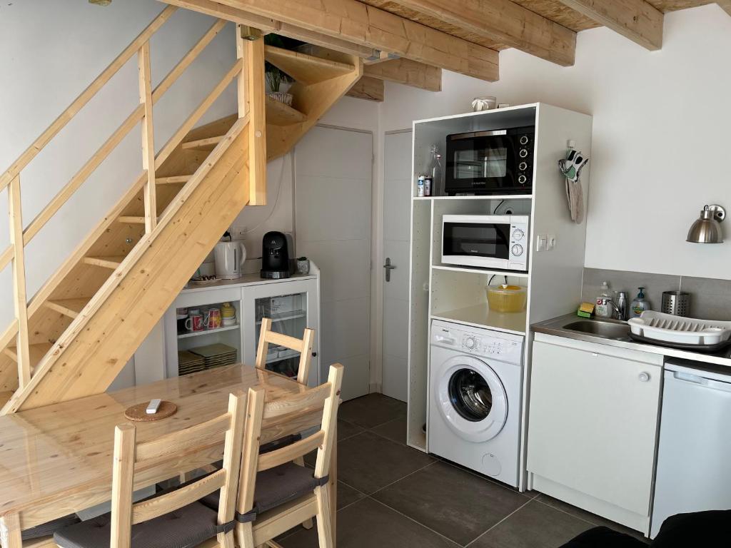 Appartement Petit Fare Rochois avec mezzanine 84 chemin des gaudis 05400 La Roche-des-Arnauds