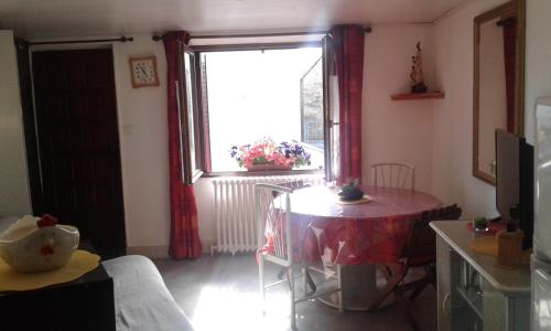 petit gîte calme et ensoleillé.