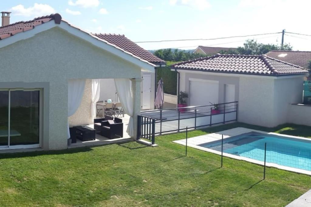 Appartement Petit nid douillet 75 Chemin des Acacias 38121 Reventin-Vaugris