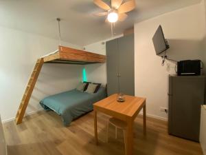 Petit studio aux portes de Paris
