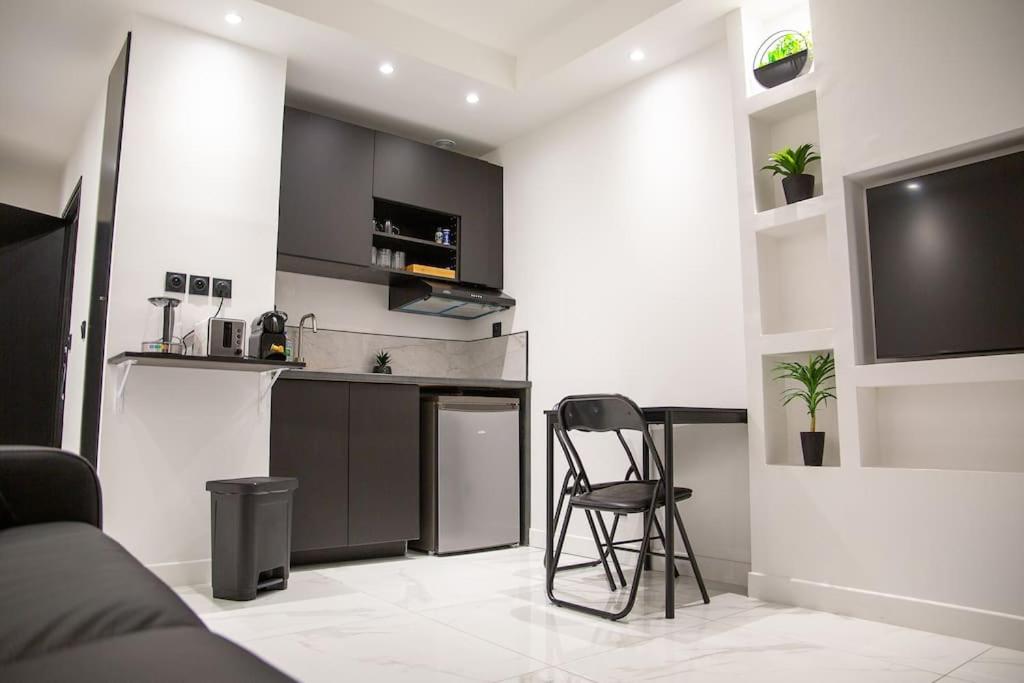 Petit Studio Cosy Part-Dieu 270 Rue André Philip, 69003 Lyon