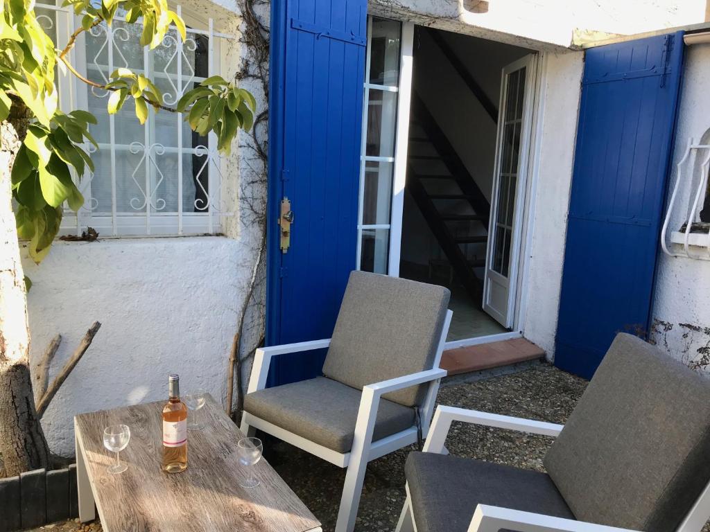 PETIT STUDIO DANS VILLA BORD DE LAC 73100 Aix-les-Bains