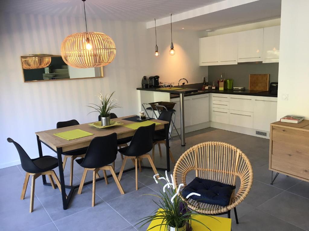Petite maison meublée entre Avignon et Carpentras 84310 Morières-lès-Avignon
