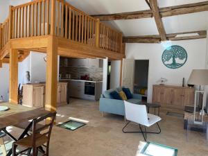 Pézenas Cottage au coeur d'un domaine avec piscines