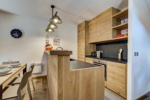 Pic Janvier - Alpes Travel - Les Praz (sleeps 4-6)