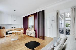 Pick A Flat's Apartment in Marais/Oberkampf - bvd du Temple