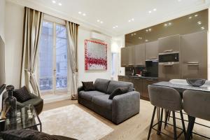 Pick A Flat's Apartment in Triangle d'Or - Pierre 1er de Serbie