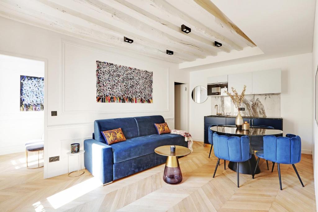 Pick A Flat's Apartment on rue Montorgueil 21 Rue des Petits Carreaux, 75002 Paris