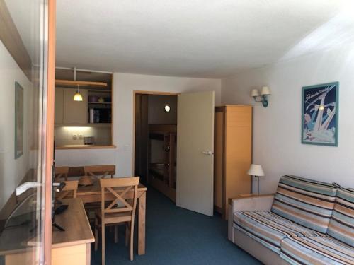 Pied des pistes, lumineux 4p, parking couvert