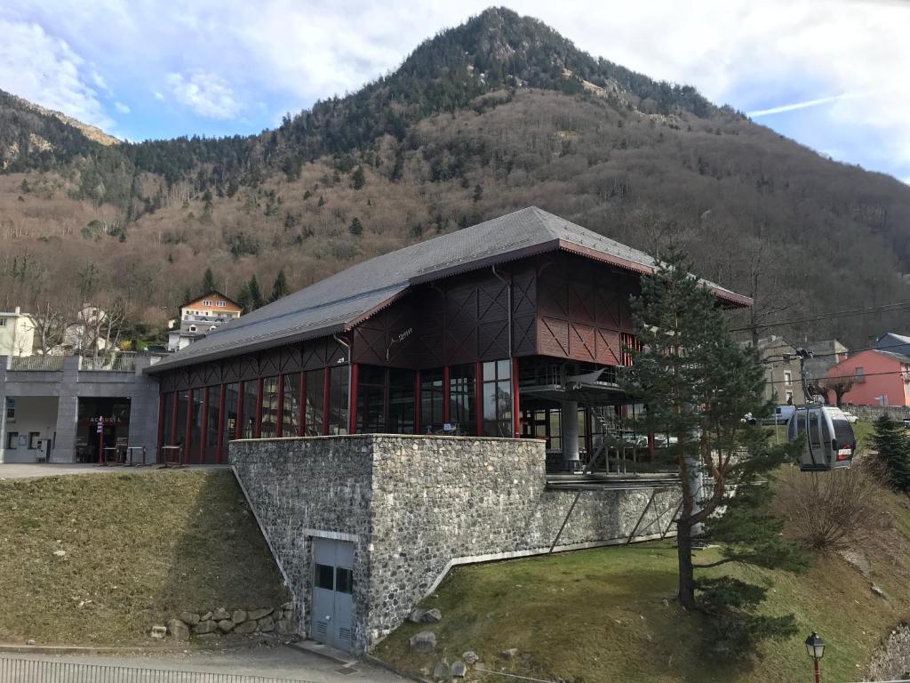 Appartement Pied télécabine avec parking couvert, T2 bis 5 personnes. Appt 114 - Résidence le Marcadau 01 route de Pierrefitte 65110 Cauterets