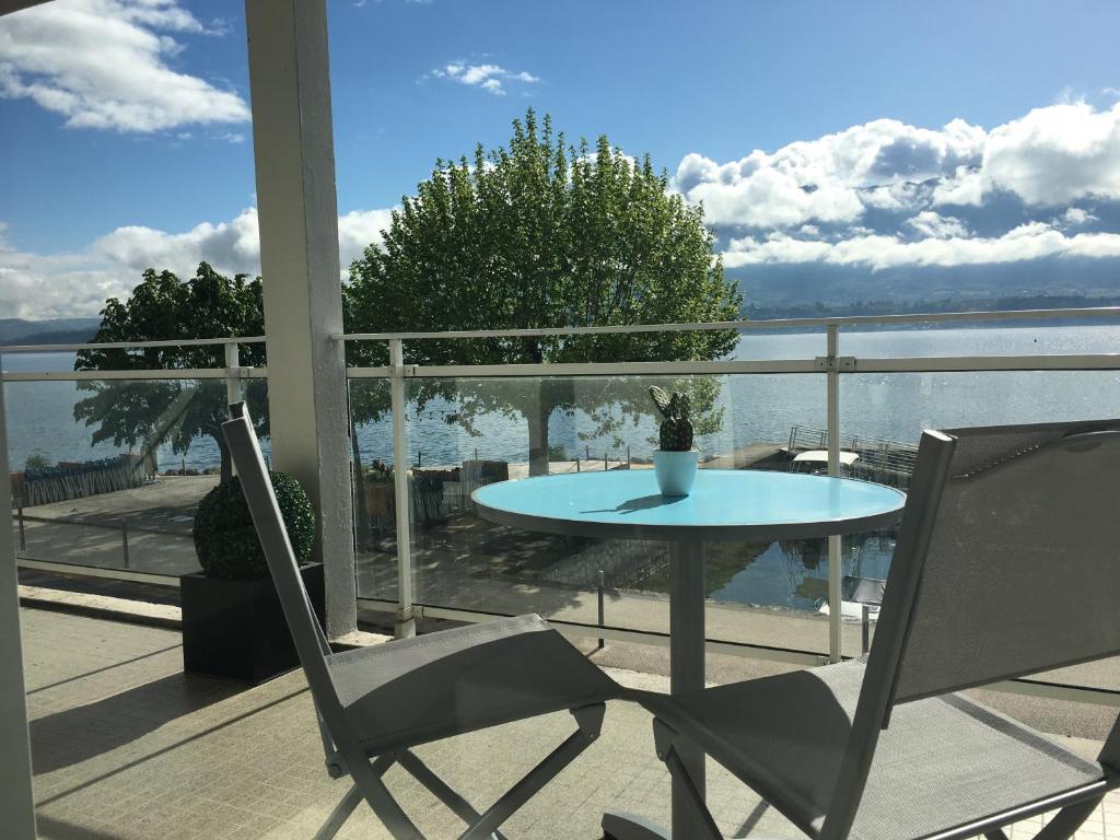 Appartement Pieds dans l'eau au lac du Bourget 553 Boulevard du Lac 73370 Le Bourget-du-Lac