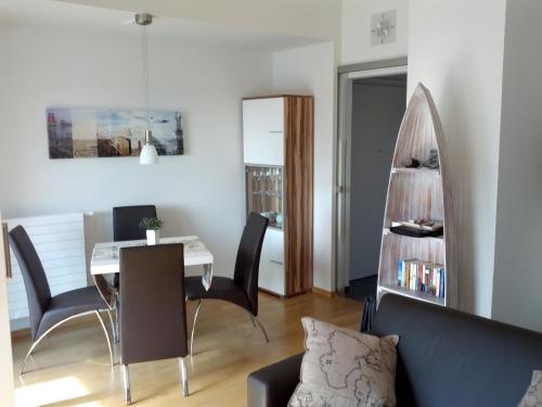 Pier One mit Balkon & Parkplatz - barrierefrei - ABC244