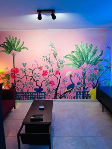 Appartement Pink Tropical Champagne Blue door 70 Rue Michel Simon 51100 Reims Champagne-Ardenne