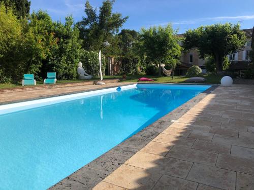 Appartement piscine Tonneins france