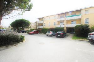 PISCINE, JARDIN, PARKING, 5 lit, 1500m cité,WIFI