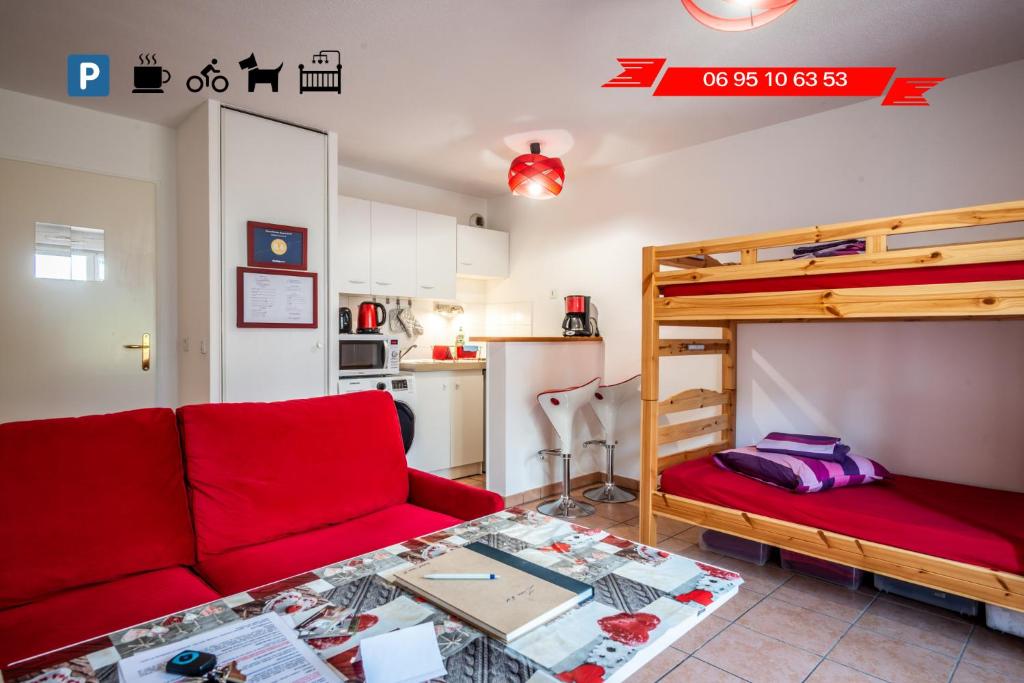Place de la Mairie. Joli T2 4P - Terrasse et vue. 65110 Cauterets