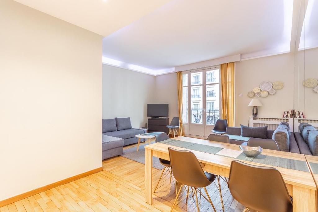 Appartement Appartement Place du Trocadéro 45 Avenue Paul Doumer, 75116 Paris
