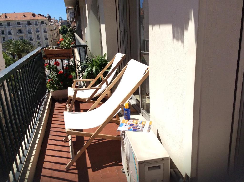 Appartement Place Mozart Holiday Apartment 19 Avenue Auber 06000 Nice