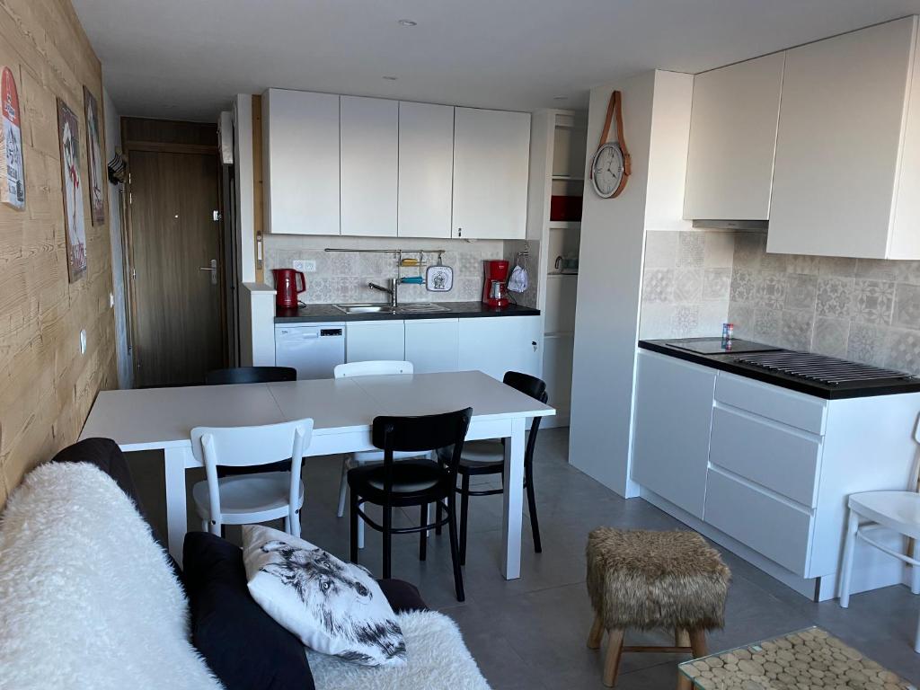 Plagne Centre - Immeuble Le Mustag - Wifi Appartement 14 immeuble Mustag, 73210 Aime-La-Plagne