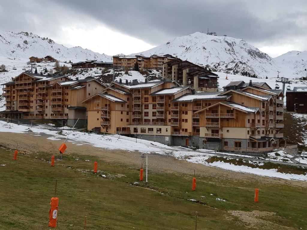 Appartement Appartement Plagne Soleil, 2 pièces, 5 personnes - FR-1-351-89 Le Mont Soleil B 510 -  -, 73210 Plagne Villages