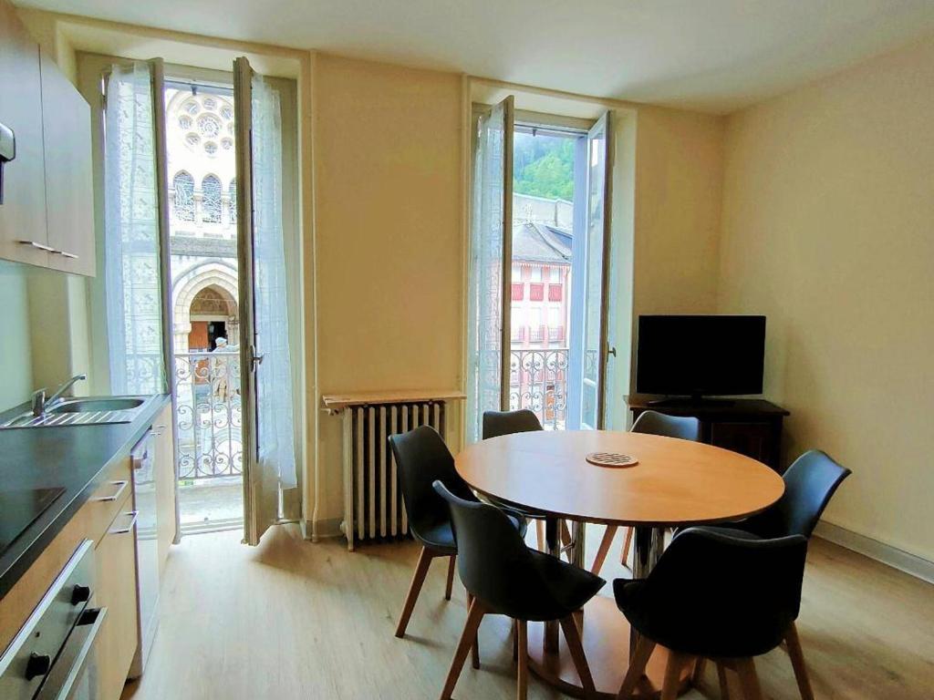 Plaza Vienne 01 77144 Montévrain