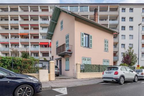 Pleasant apartment three minutes from the center of Annecy