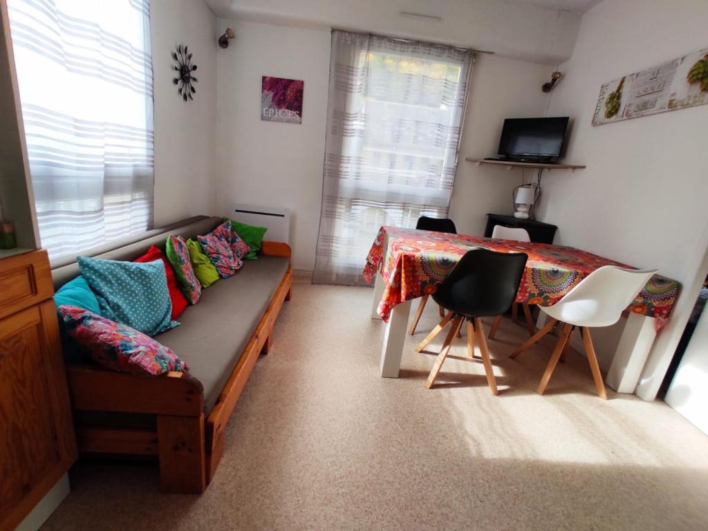 Appartement Plein centre - Idéal Familles 3 enfants Appt 34 - 3ème étage 4 Boulevard Latapie Flurin 65110 Cauterets