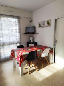 Appartement Plein centre - Idéal Familles 3 enfants Appt 34 - 3ème étage 4 Boulevard Latapie Flurin 65110 Cauterets Midi-Pyrénées