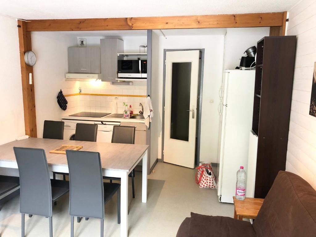 Appartement Plein coeur de Barèges, appartement 4/6 personnes 17 Rue de Madame de Maintenon app 14 65120 Barèges