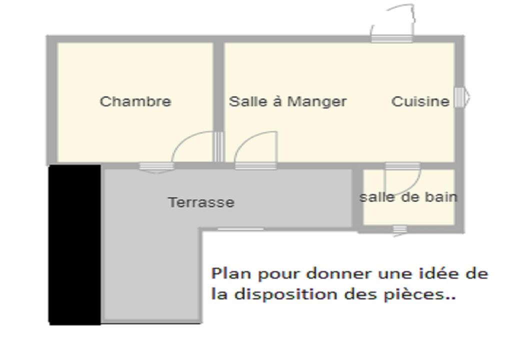 Plein pied dans maison de caractère Route du Château, 12490 Montjaux