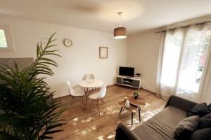 PLEIN SUD - Clim - TERRASSE - 5 min centre-ville
