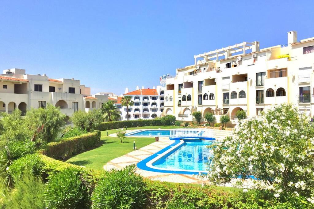 Poente da Aldeia apartment 124 Rua Antero de Quental Edificio Poente da Aldeia, 8200-273 Albufeira