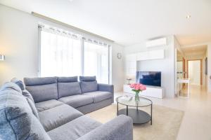 POLA SeaView Apartment by MOJE Holiday