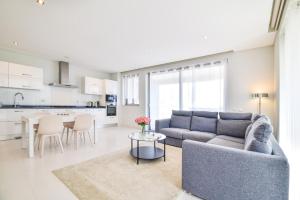 POLA SeaView Apartment by MOJE Holiday