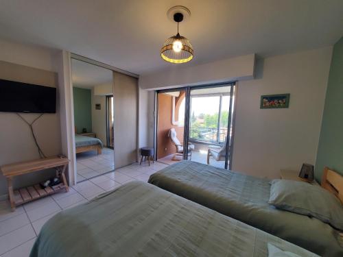 Port FREJUS 3 Pieces climatise 80m2 Proche de tout