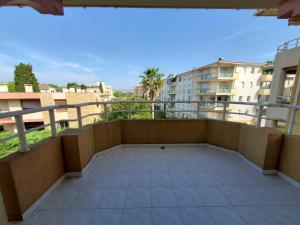 Port FREJUS Rives Latines Studio Cabine 30 m2 4 Pe