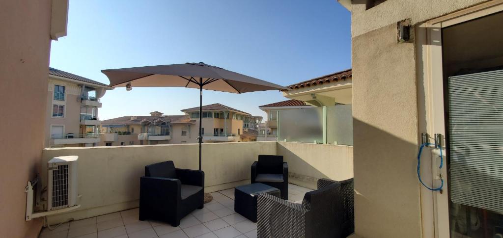 Port FREJUS T2 39m2 climatise Belle terrasse Balcon de Port FREJUS, 290, 83600 Fréjus