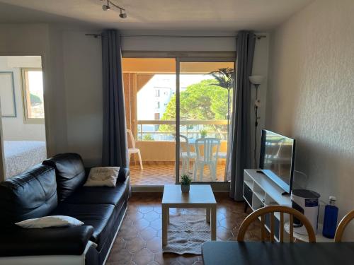 Port Hyères Appt 1 chambre 5p Balcon Parking