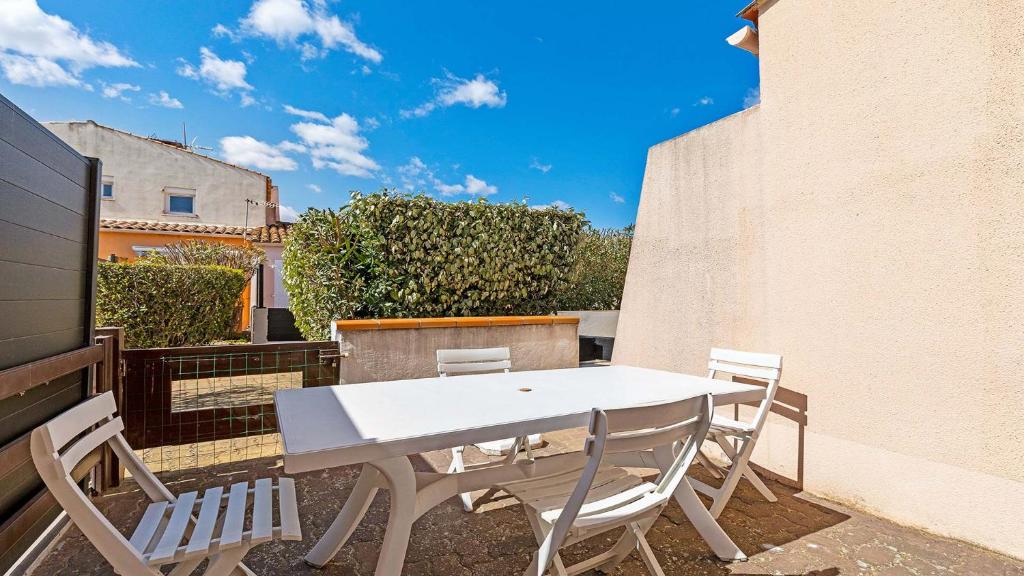 Appartement Port La Roquille- 103- Studio proche plage- 4 pers Avenue des Lavandières, 8 34300 Le Cap d\'Agde