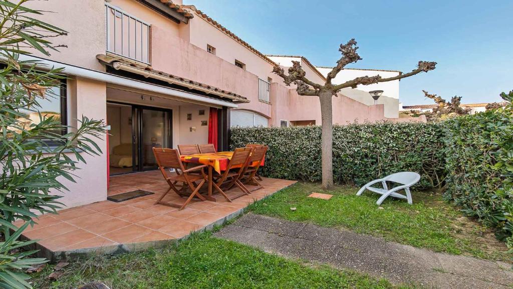 Appartement Port Lano- 89A- Appart loggia- 5 pers Avenue des Soldats 34300 Le Cap d\'Agde