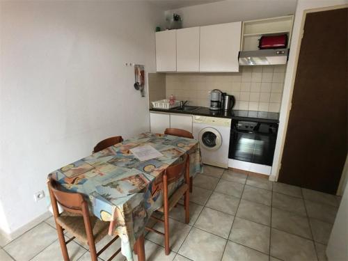 Appartement Port Leucate, 3 pièces, 6 personnes - FR-1-81-83 Port Leucate france