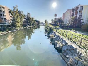 Port Marine - T3 calme, avec terrasse, piscine, près de la plage