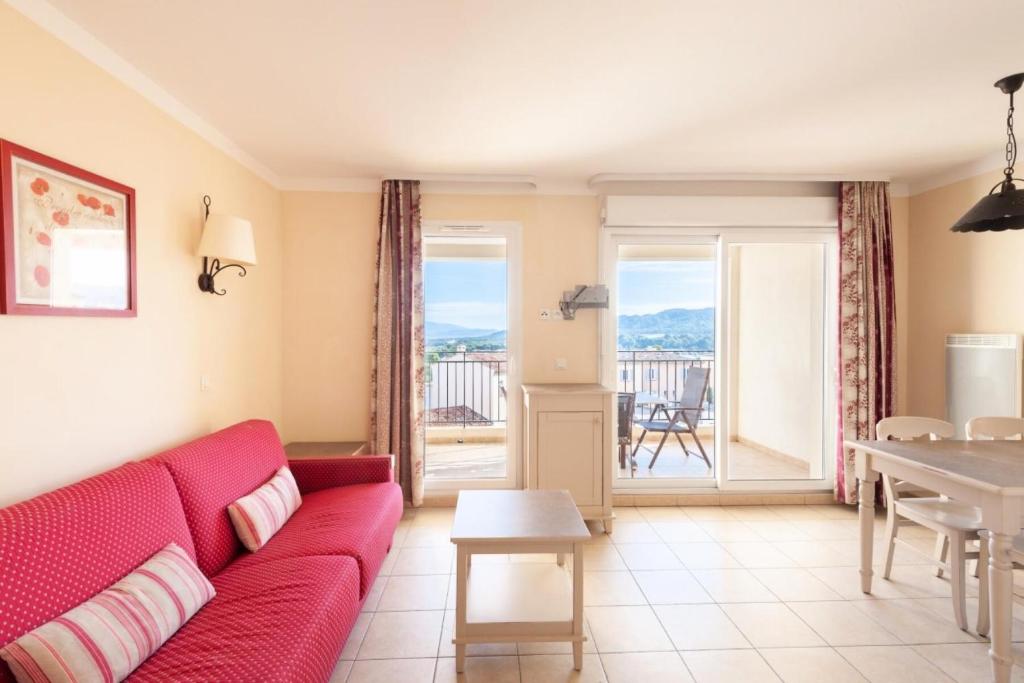 Port rive gauche Iona 34340 Marseillan