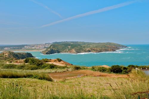 Port - Sea view 4 bedroom apartment in São Martinho Do Porto with 3 pools