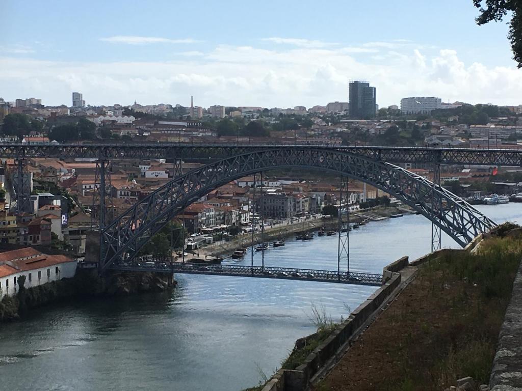 Porta do Sol Rua do Sol 5, 1º esquerdo, 4000-529 Porto